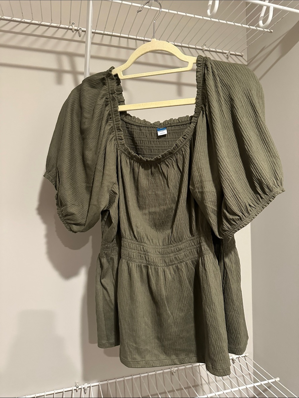 Old Navy Olive Green Puff-Sleeve Peasant Top